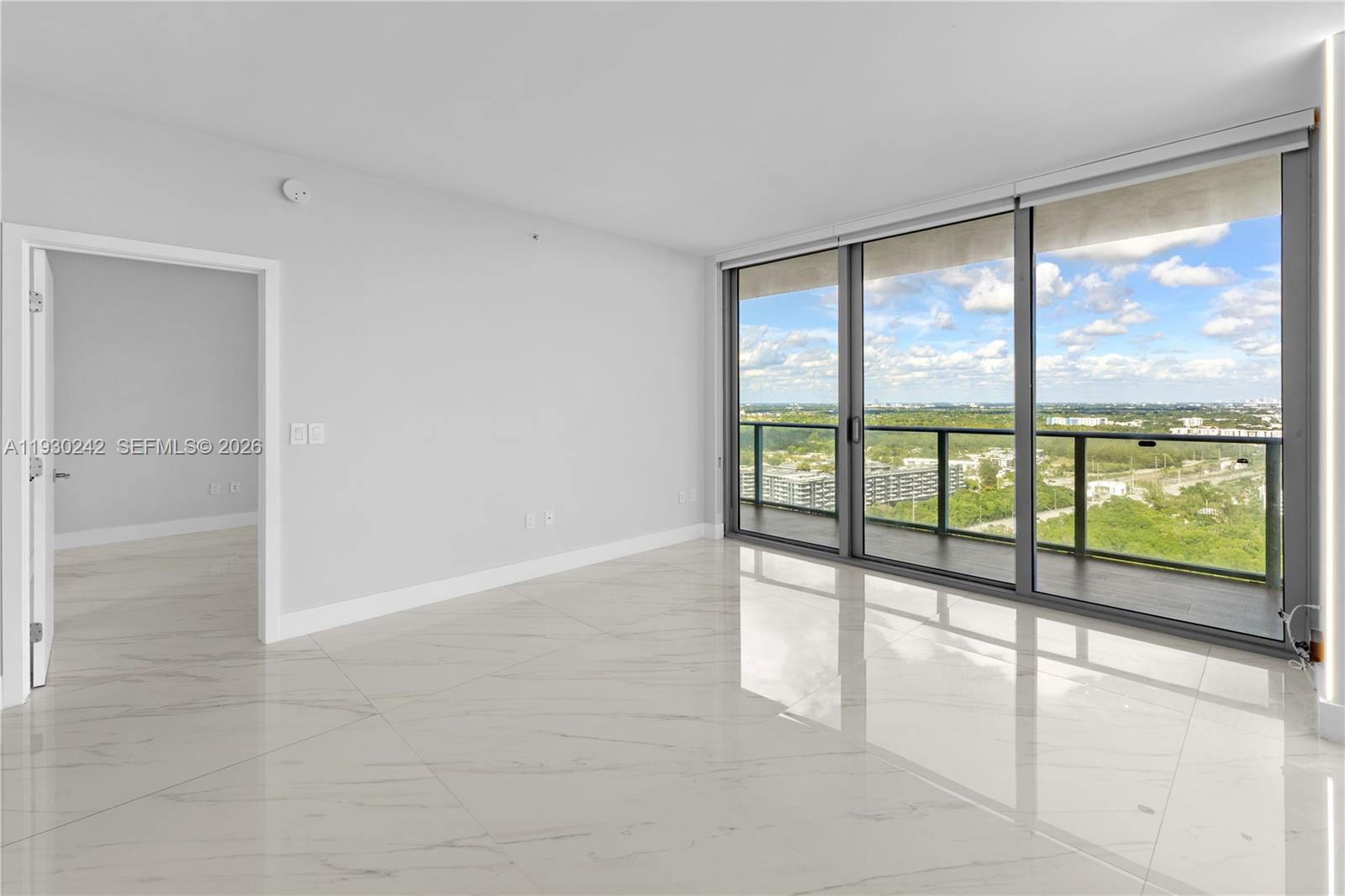 16385 Biscayne Blvd #2907 North Miami Beach, FL 33160