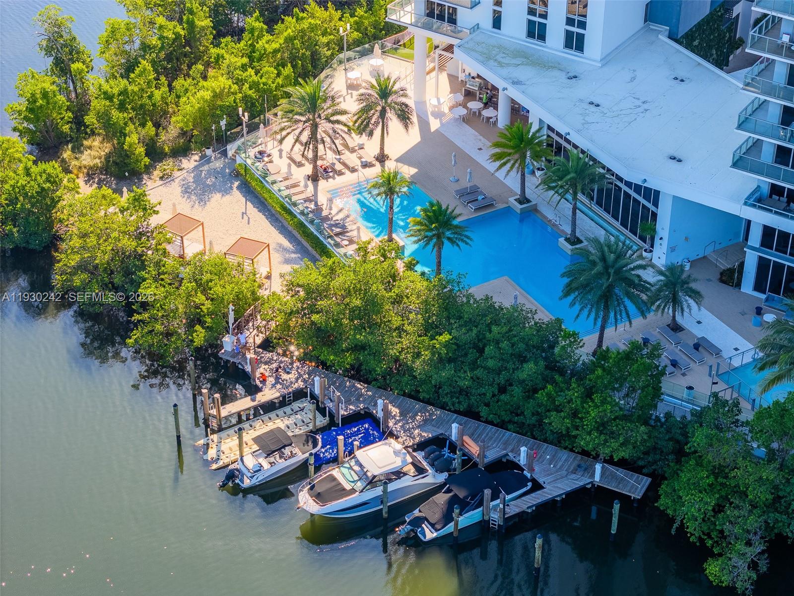 16385 Biscayne Blvd #2907 North Miami Beach, FL 33160