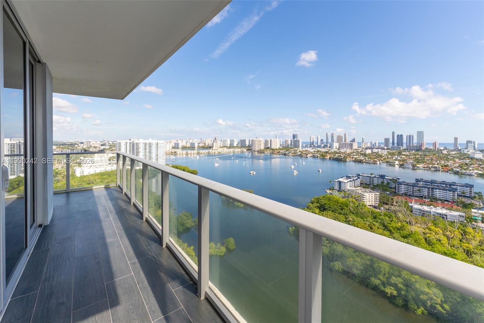 16385 Biscayne Blvd #2907 North Miami Beach, FL 33160
