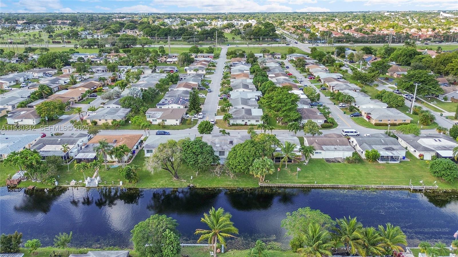 1705 NW 69th Ter Margate, FL 33063