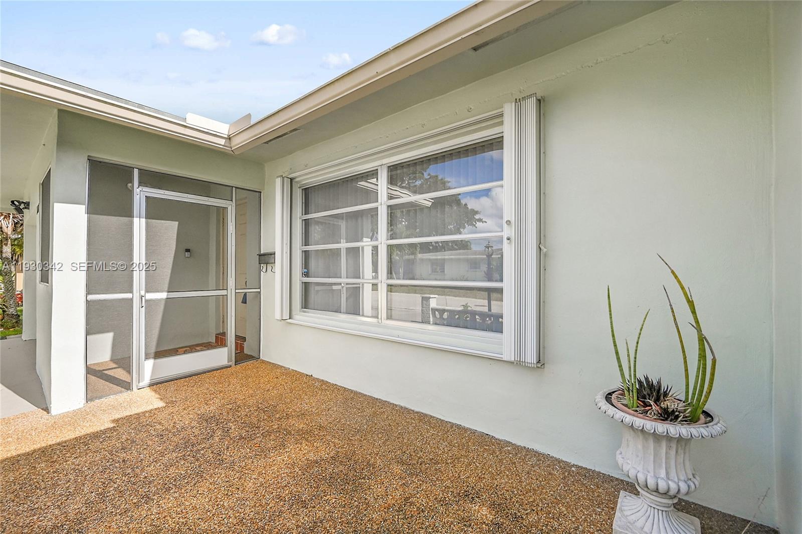 1705 NW 69th Ter Margate, FL 33063