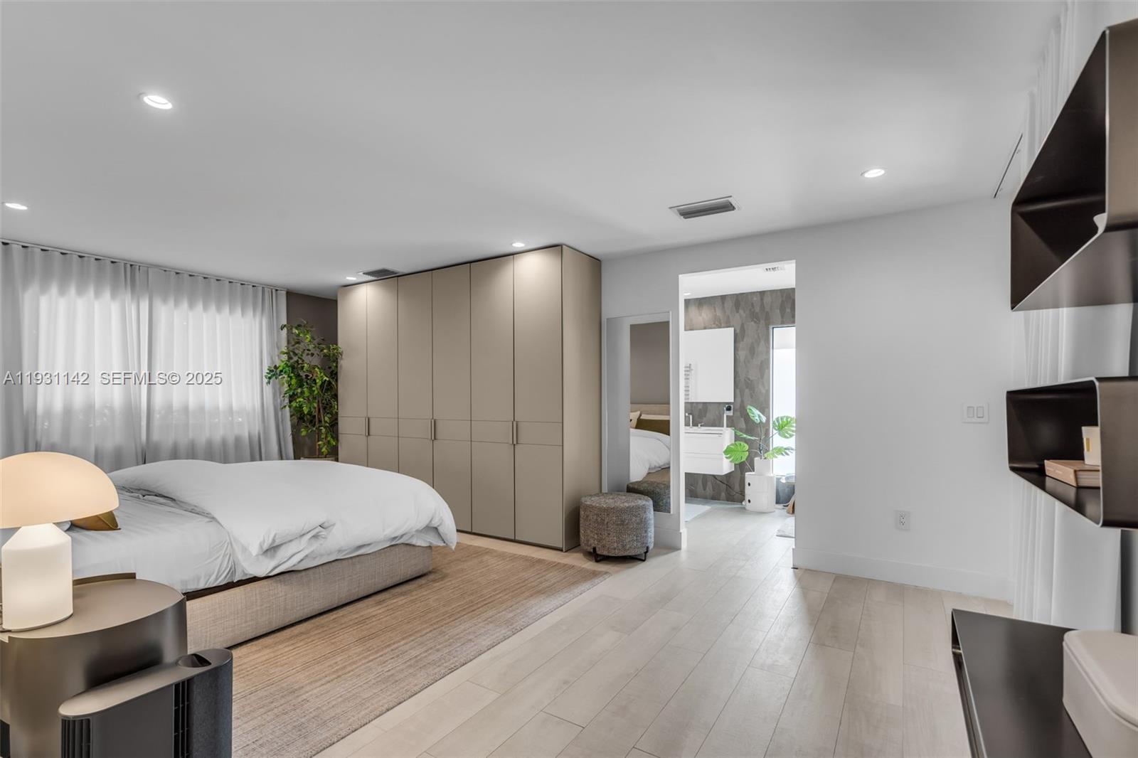 490 NE 91st St Miami Shores, FL 33138