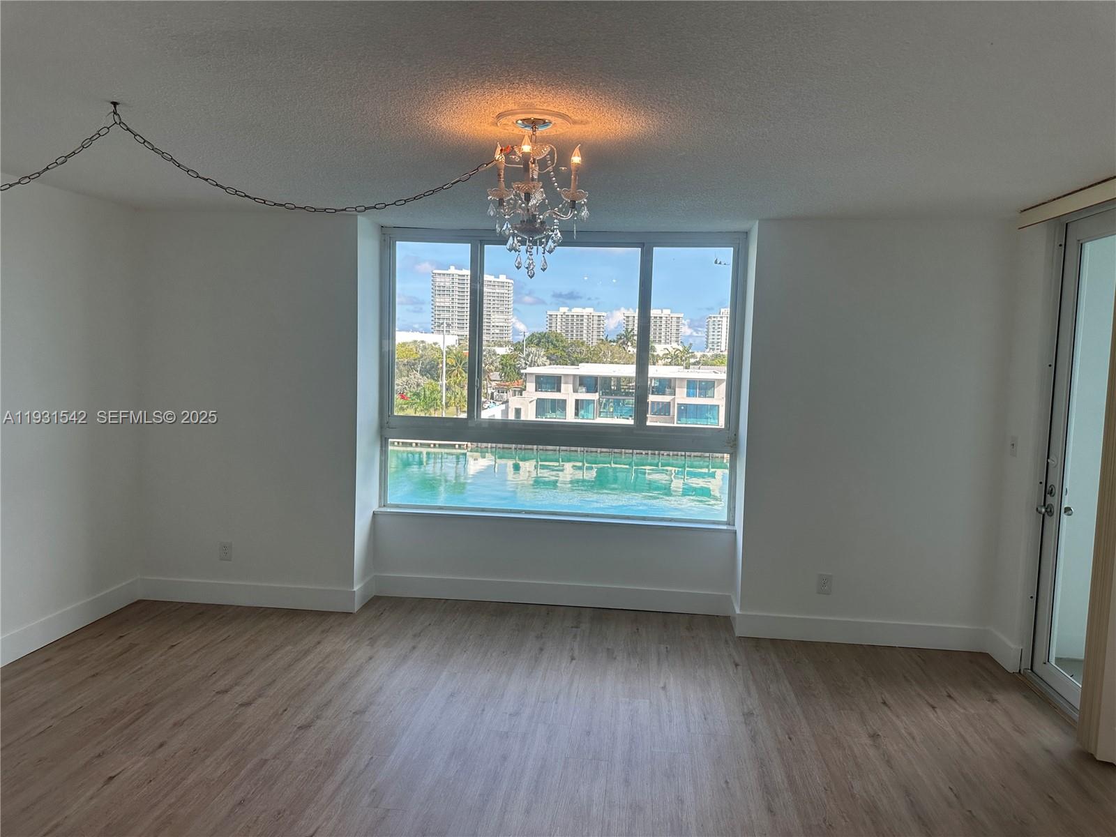 9501 E Bay Hbr Dr #5B Bay Harbor Islands, FL 33154