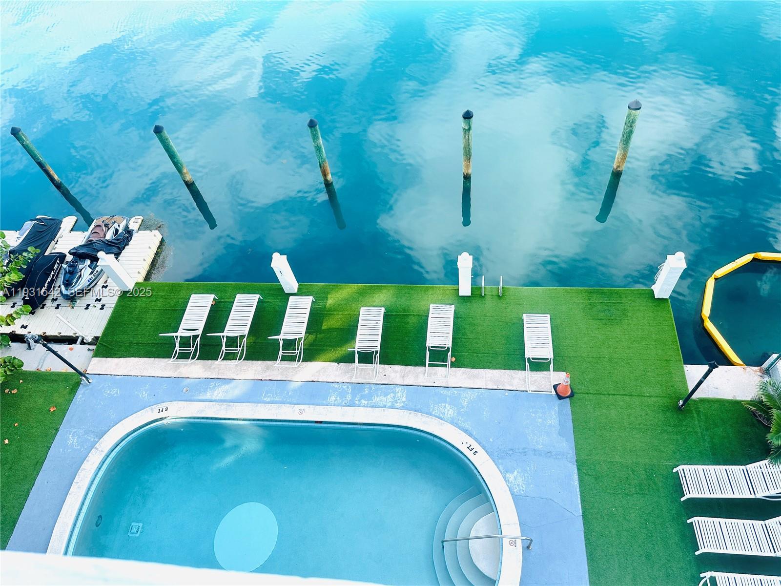 9501 E Bay Hbr Dr #5B Bay Harbor Islands, FL 33154