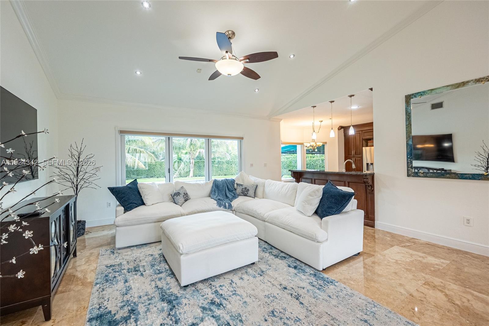 8235 NW 157th Ter Miami Lakes, FL 33016