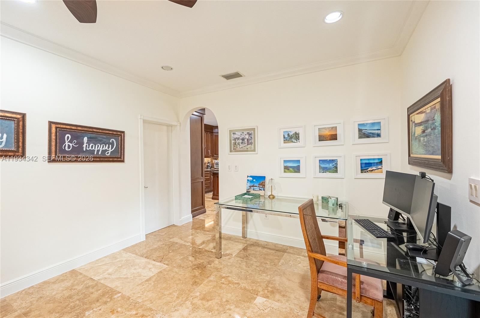 8235 NW 157th Ter Miami Lakes, FL 33016