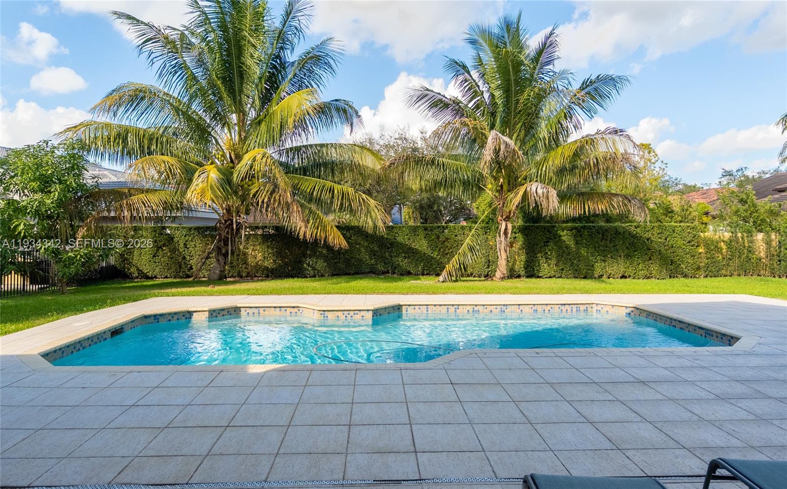 8235 NW 157th Ter Miami Lakes, FL 33016