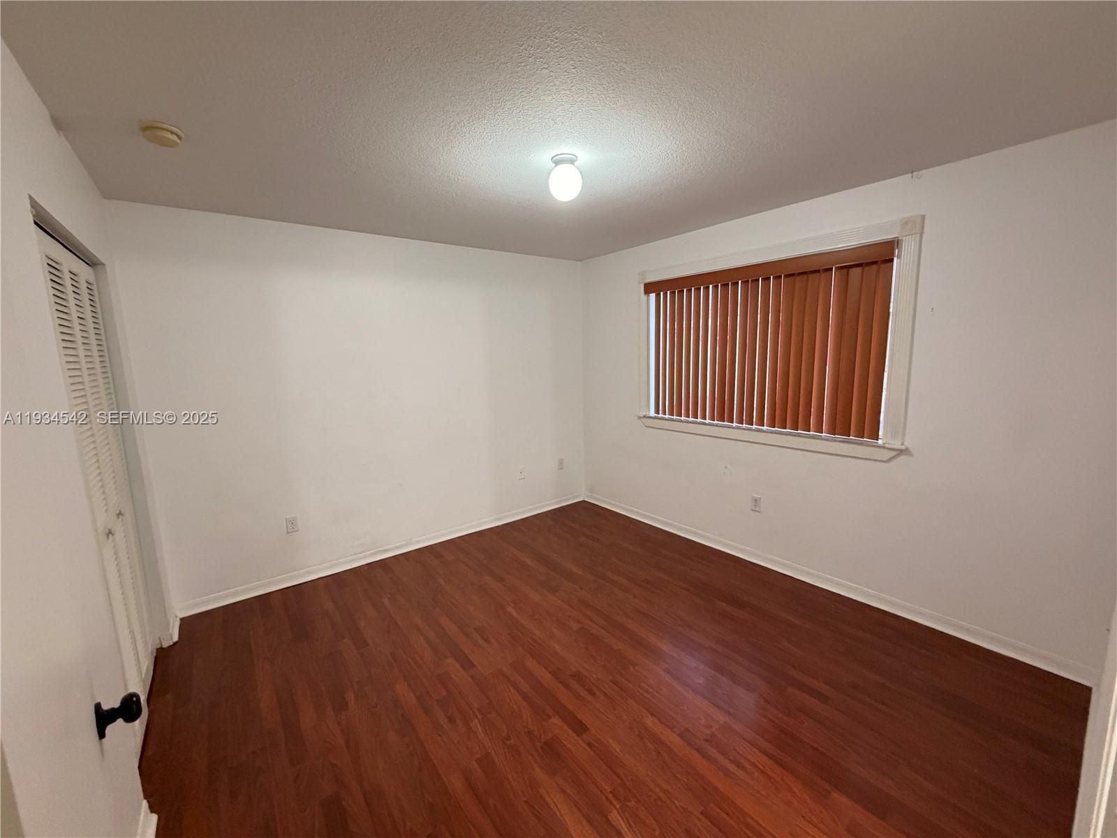 7075 NW 173rd Dr #1405 Hialeah, FL 33015