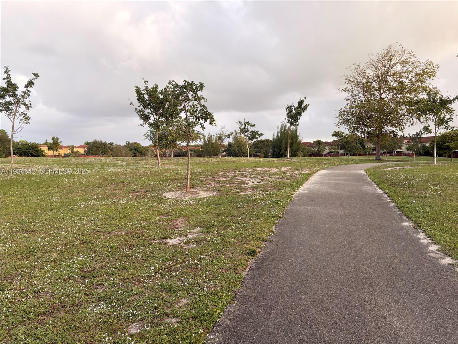 7075 NW 173rd Dr #1405 Hialeah, FL 33015