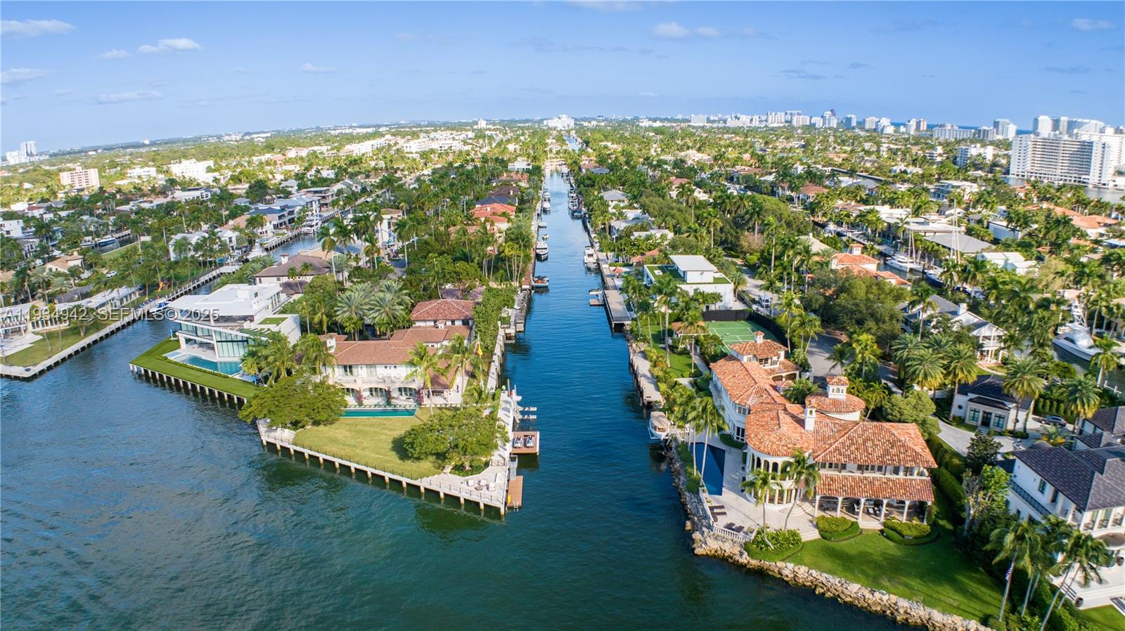 625 Coral Way Fort Lauderdale, FL 33301