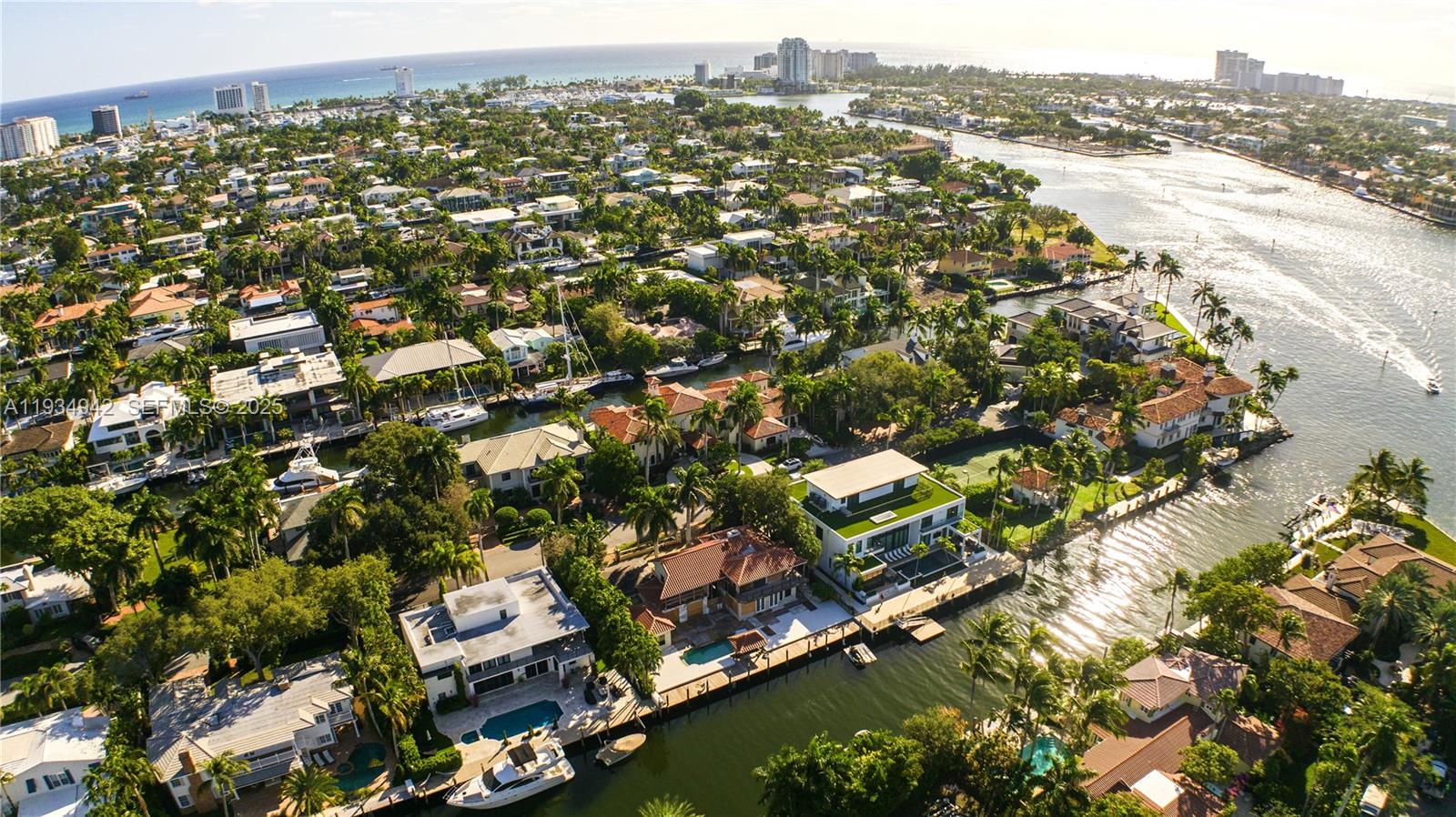 625 Coral Way Fort Lauderdale, FL 33301