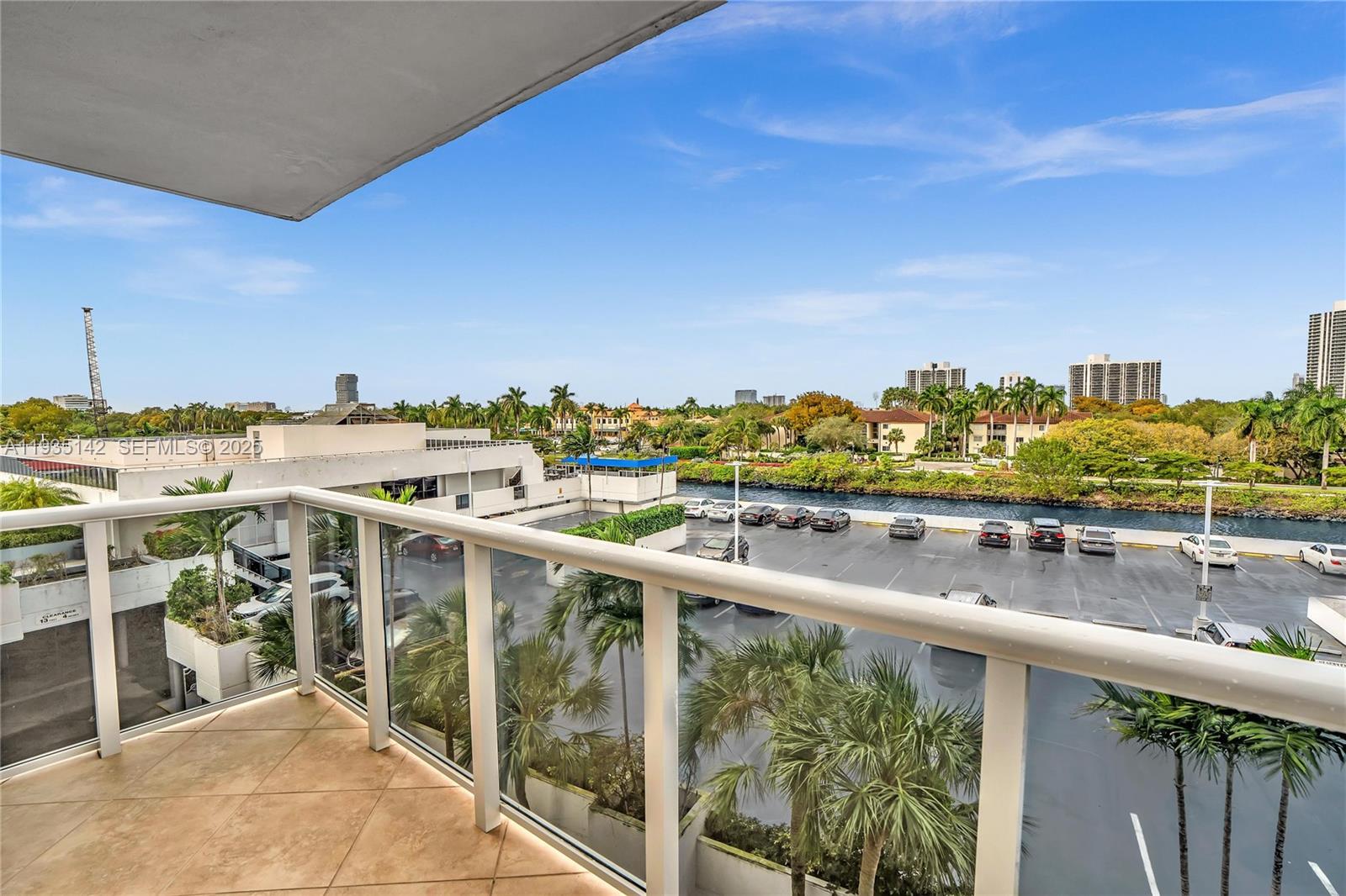 3675 N Country Clb Dr #410 Aventura, FL 33180