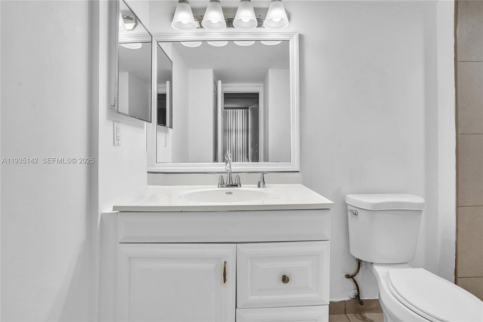 3675 N Country Clb Dr #410 Aventura, FL 33180