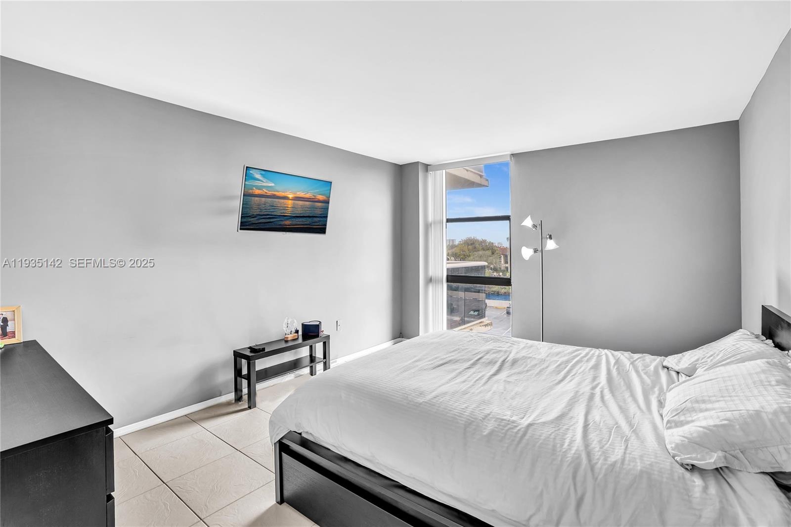 3675 N Country Clb Dr #410 Aventura, FL 33180