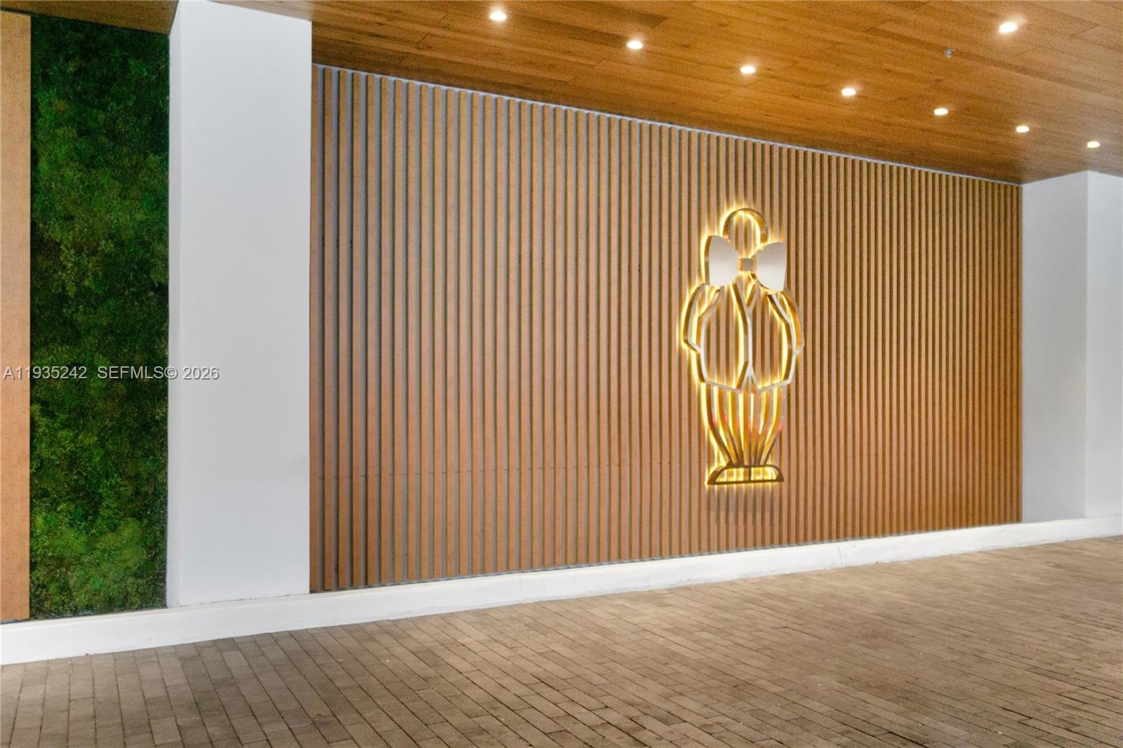 image Mr C Residences Coconut G50