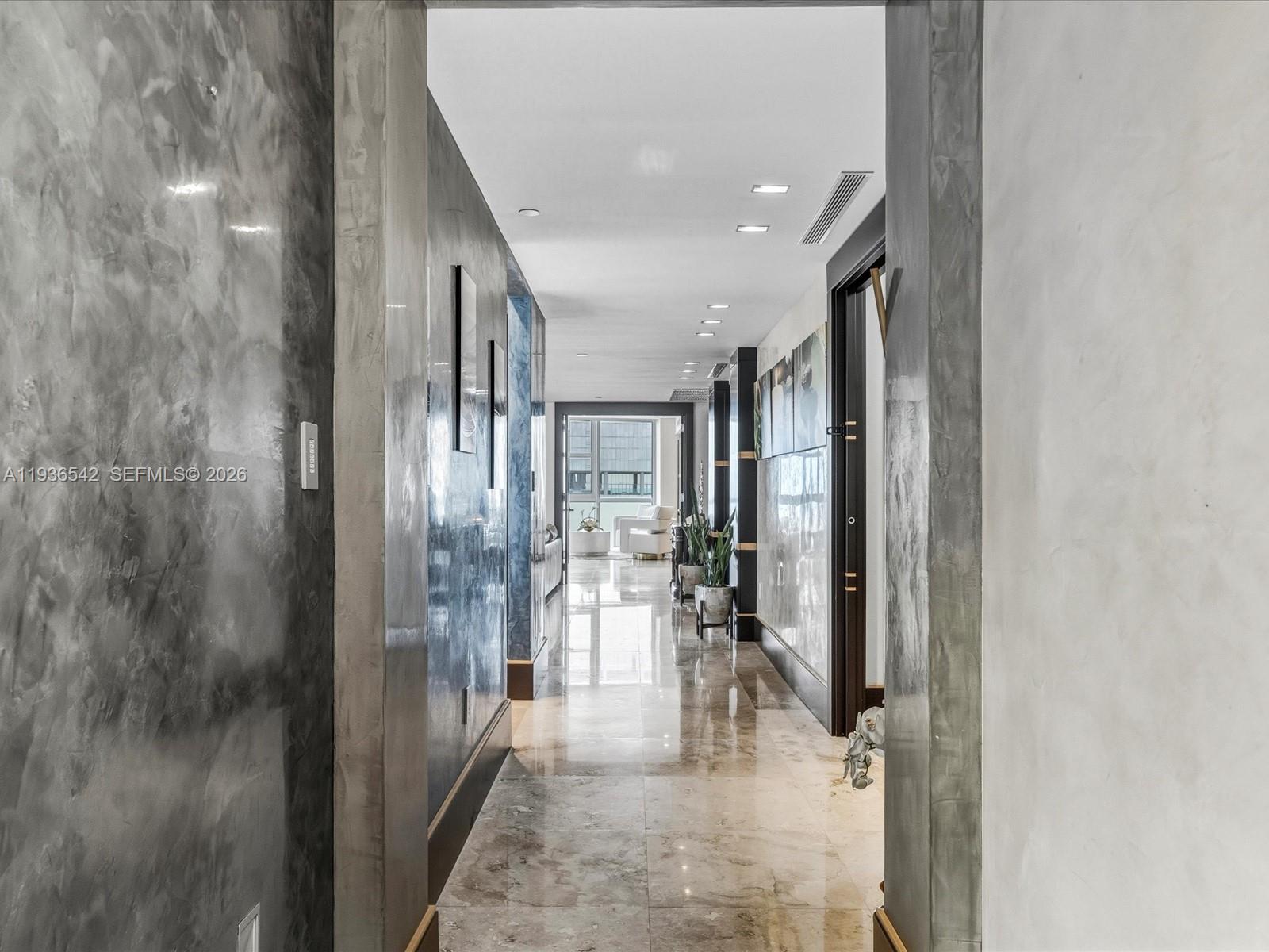 18201 Collins Ave #5101 Sunny Isles Beach, FL 33160