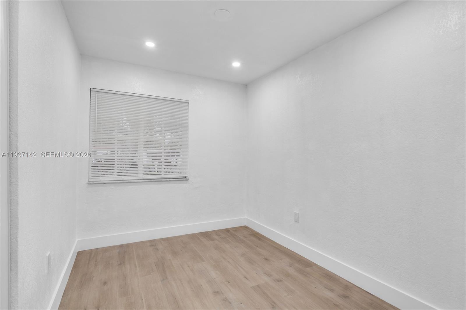 1635 NW 130th St North Miami, FL 33167