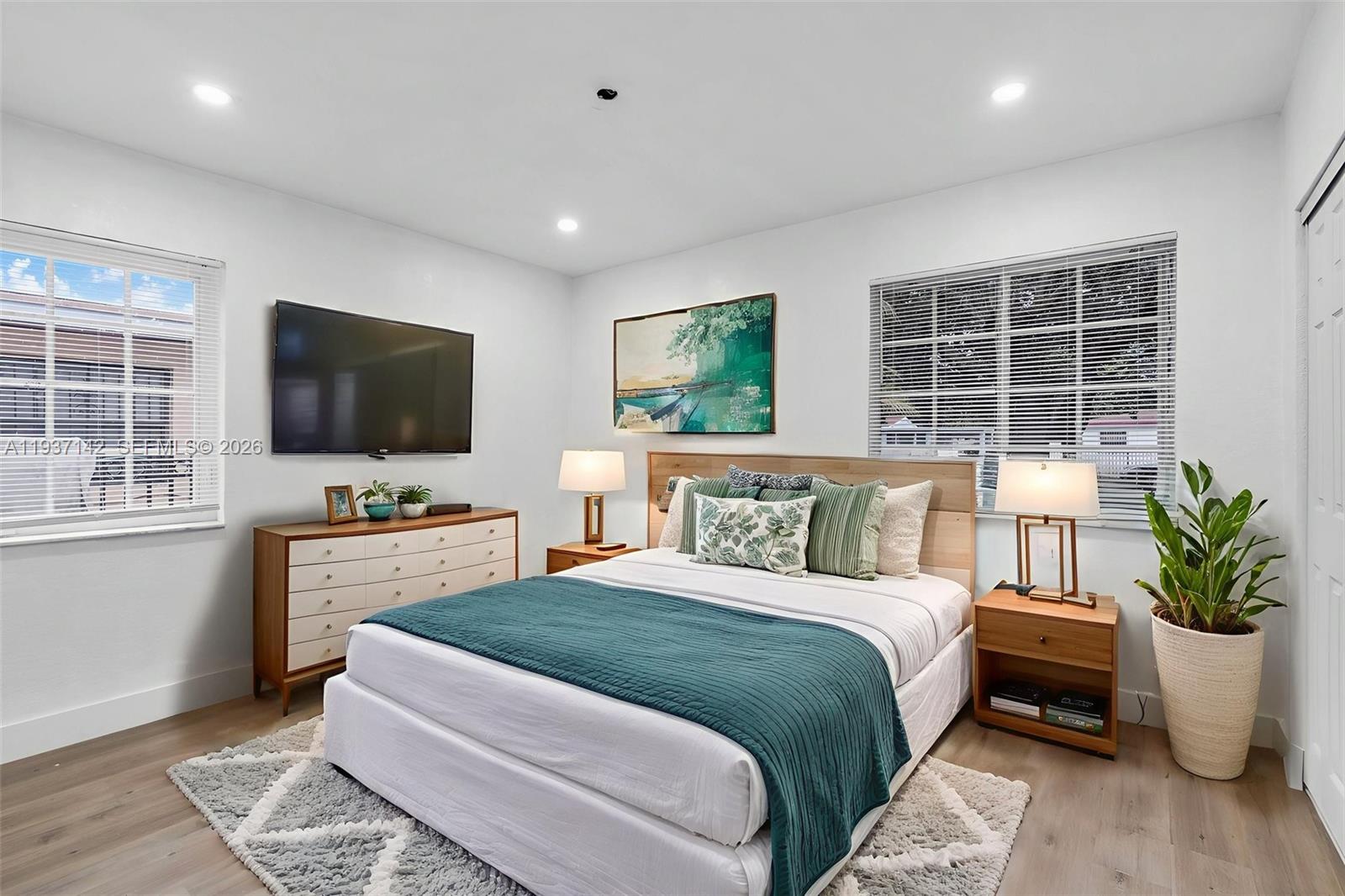 1635 NW 130th St North Miami, FL 33167