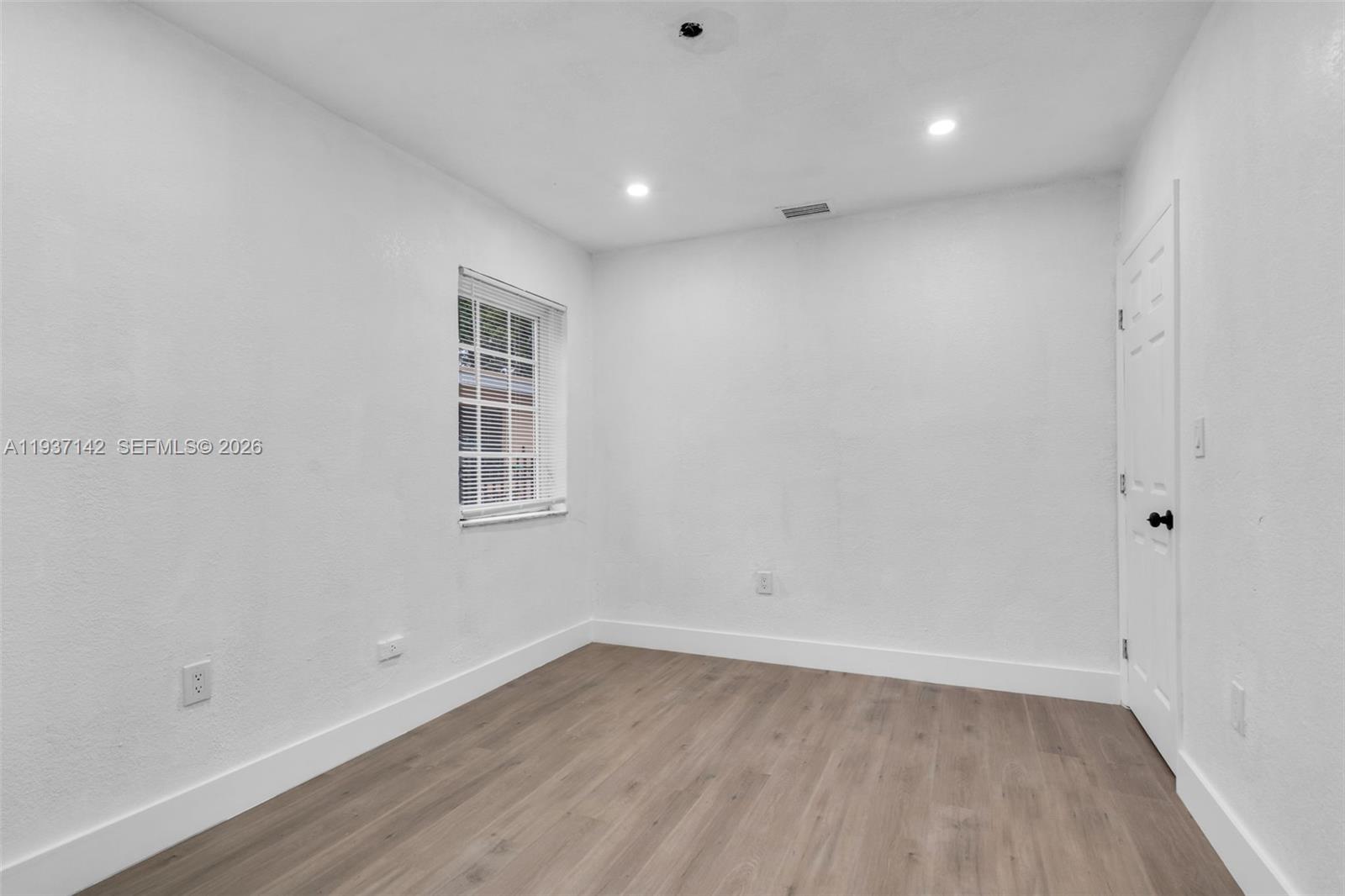 1635 NW 130th St North Miami, FL 33167