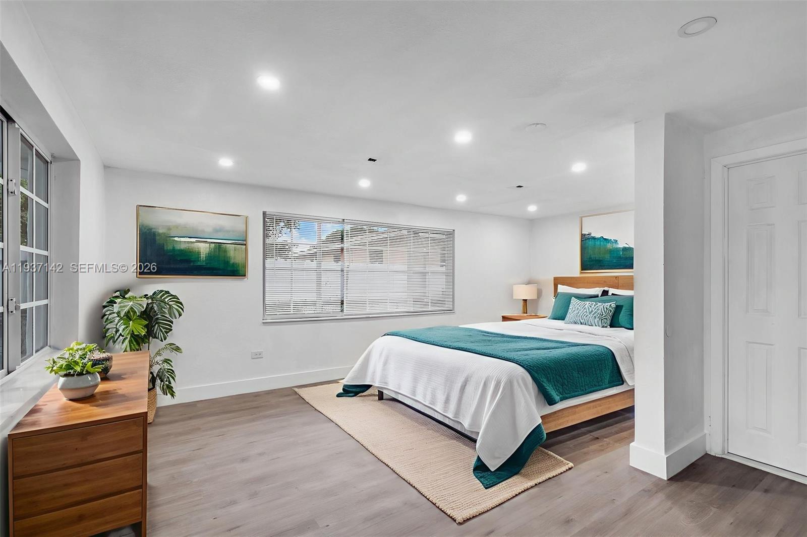 1635 NW 130th St North Miami, FL 33167