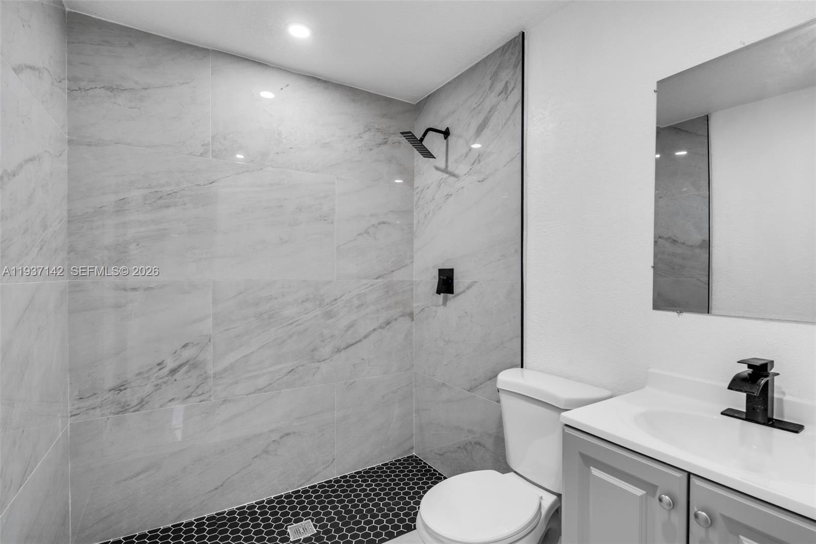 1635 NW 130th St North Miami, FL 33167