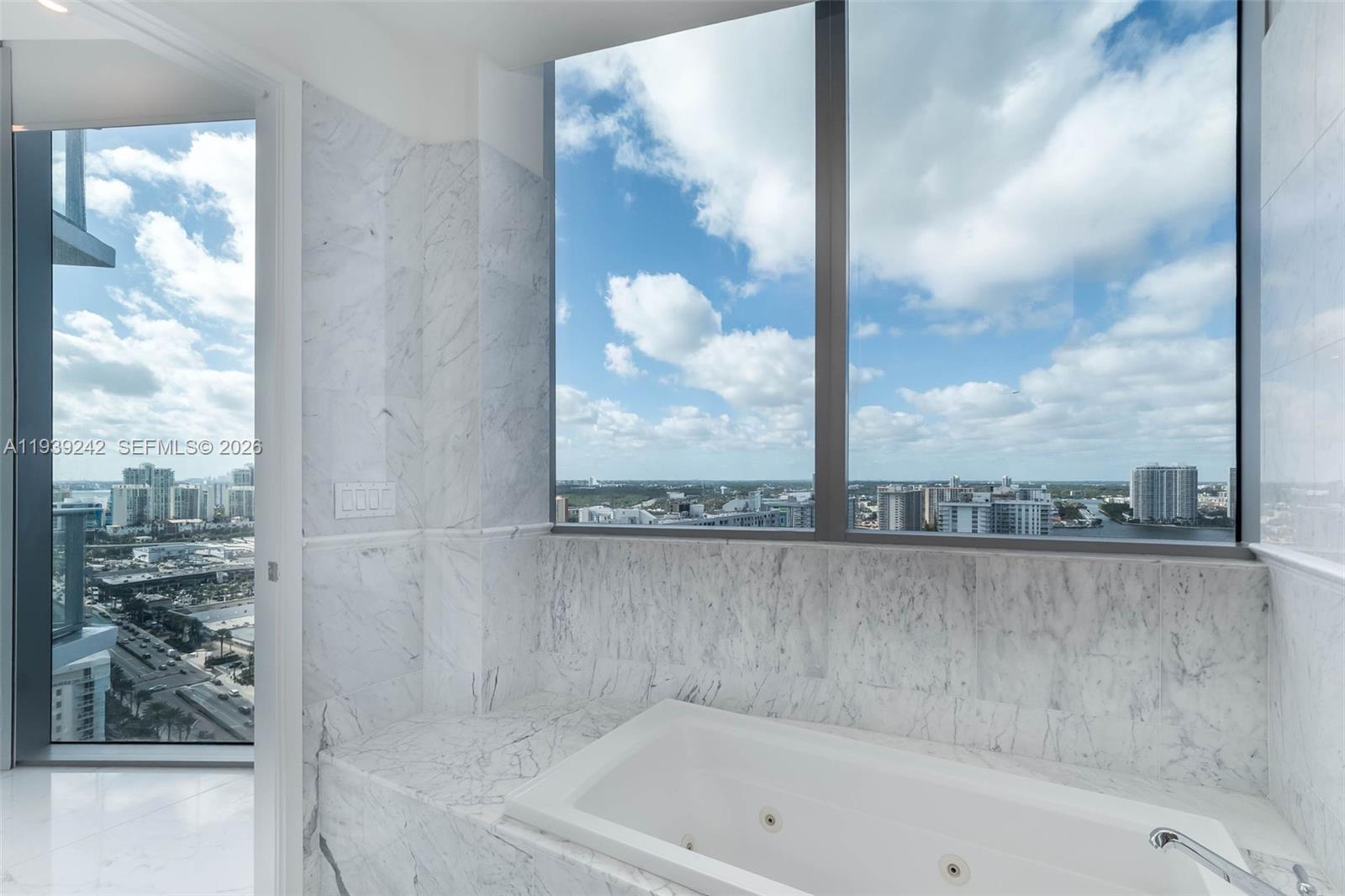 17475 Collins Ave #2003 Sunny Isles Beach, FL 33160