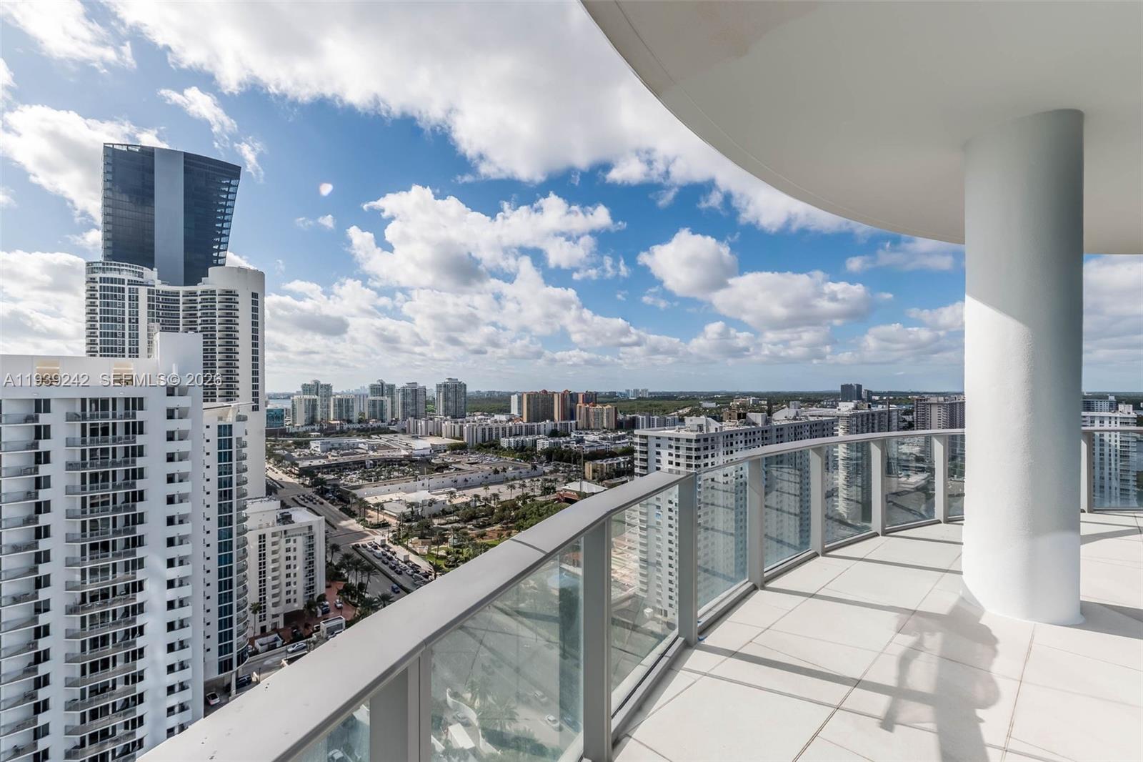 17475 Collins Ave #2003 Sunny Isles Beach, FL 33160