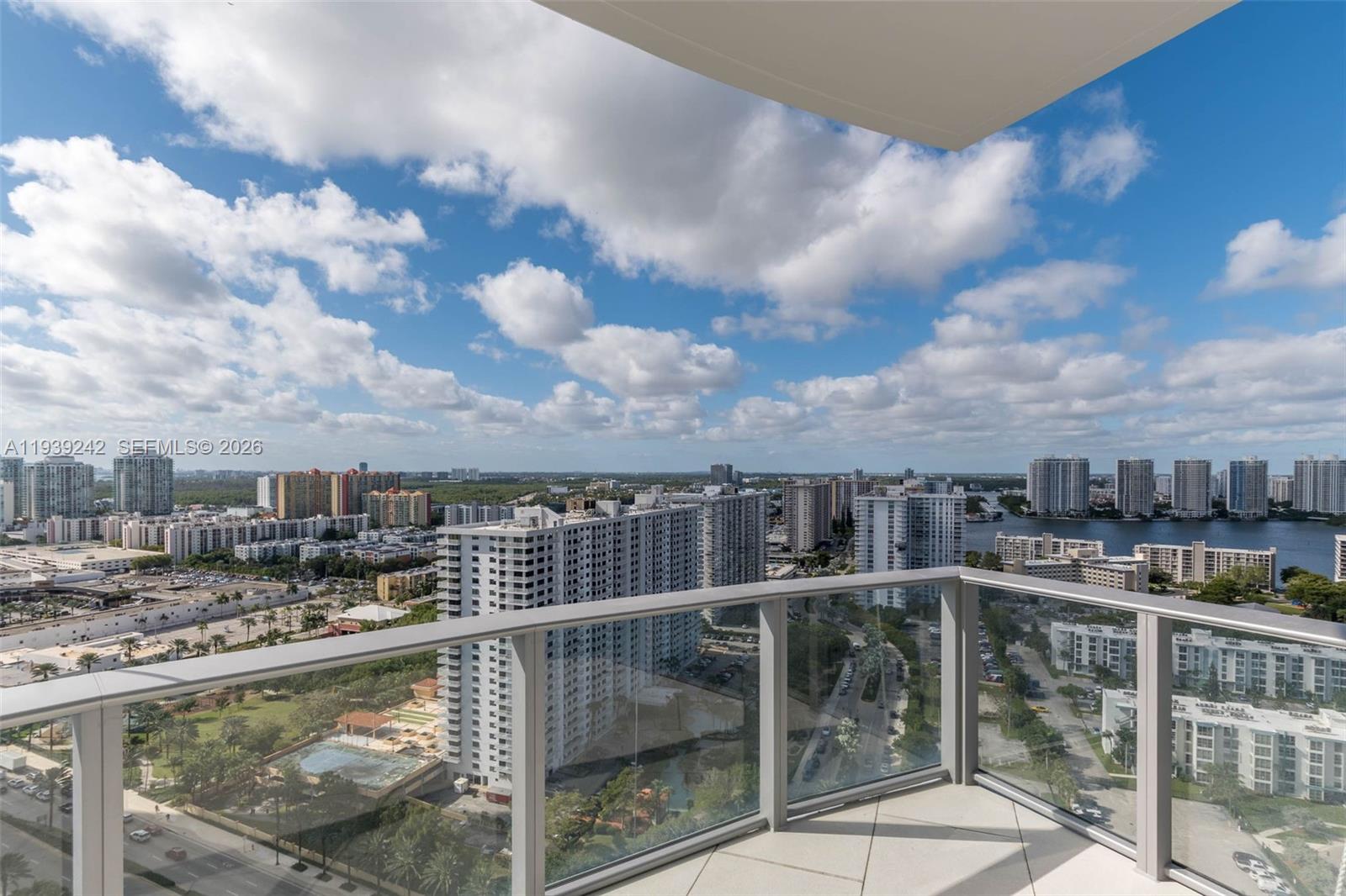 17475 Collins Ave #2003 Sunny Isles Beach, FL 33160