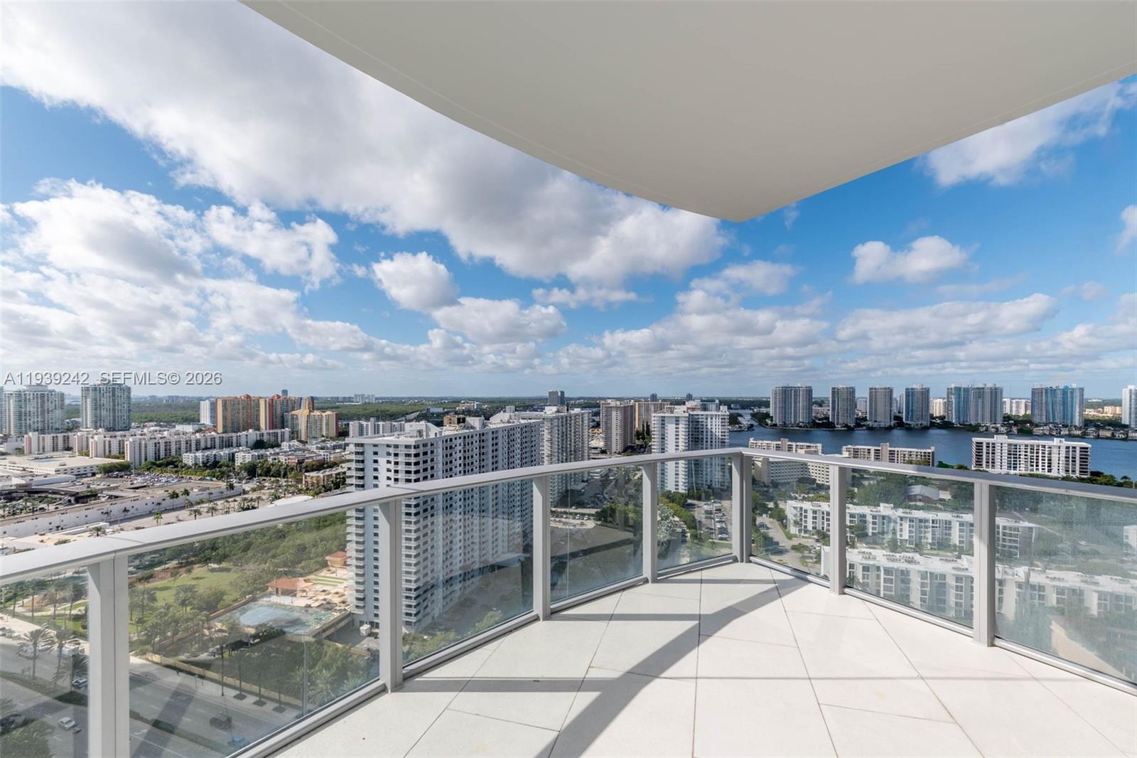 17475 Collins Ave #2003 Sunny Isles Beach, FL 33160