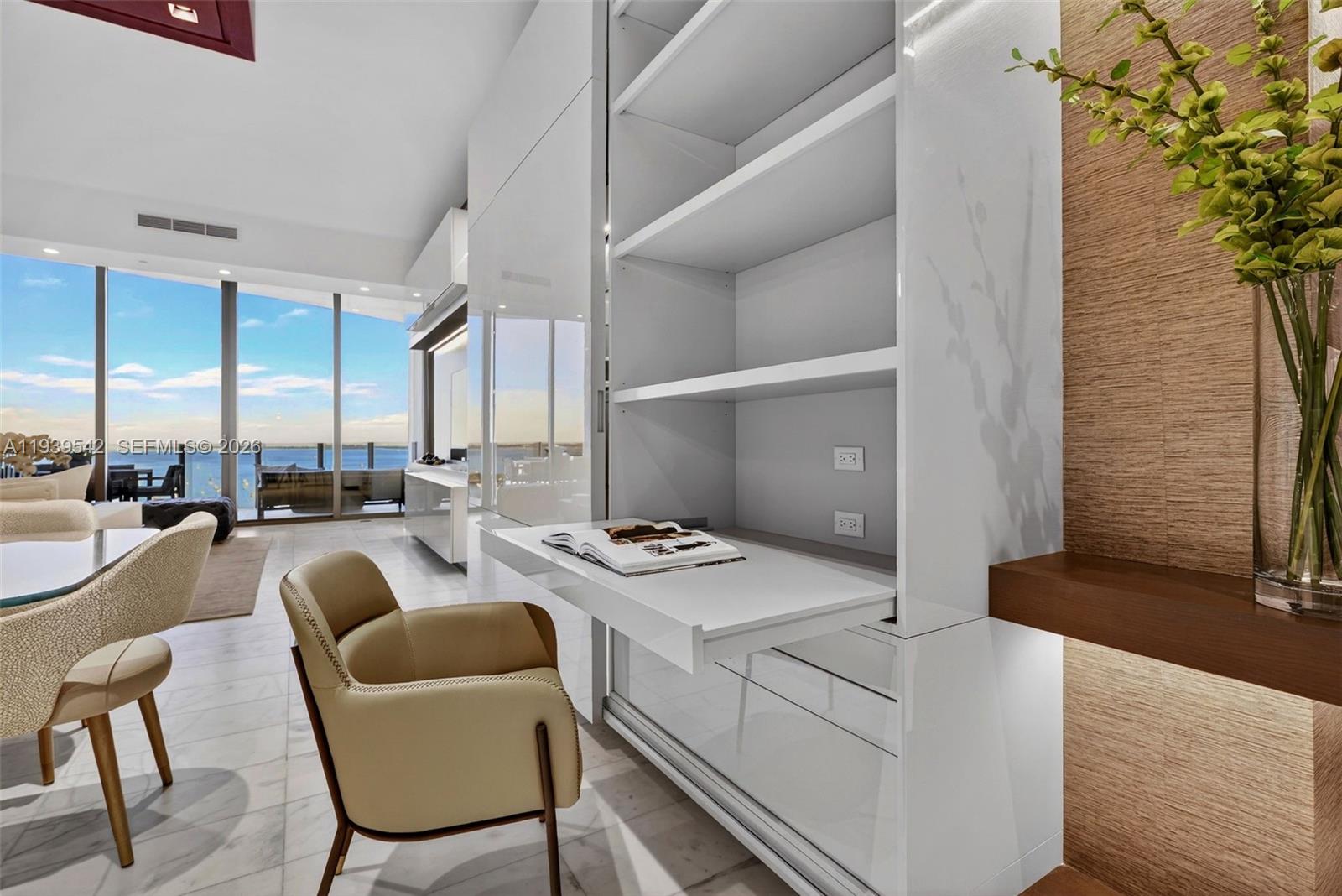 2821 S Bayshore Dr #19B Miami, FL 33133