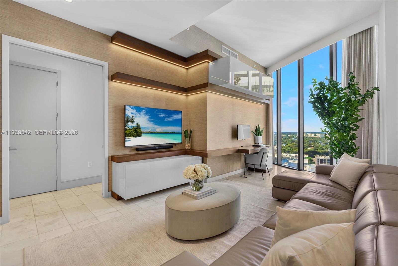 2821 S Bayshore Dr #19B Miami, FL 33133