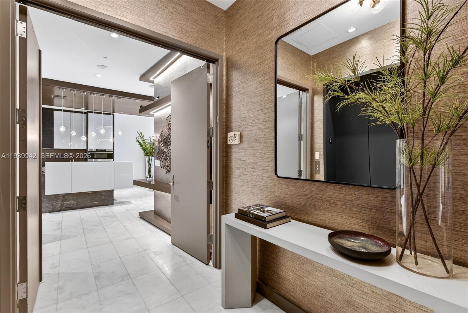 2821 S Bayshore Dr #19B Miami, FL 33133