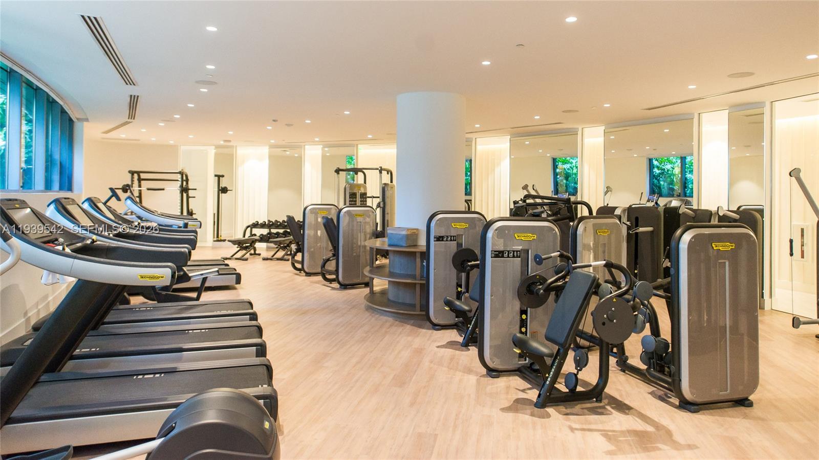 2821 S Bayshore Dr #19B Miami, FL 33133