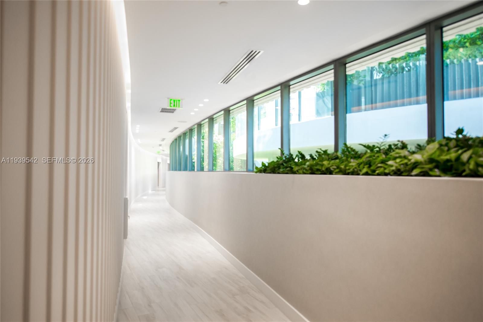 2821 S Bayshore Dr #19B Miami, FL 33133