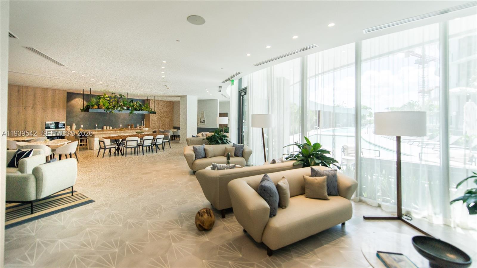 2821 S Bayshore Dr #19B Miami, FL 33133