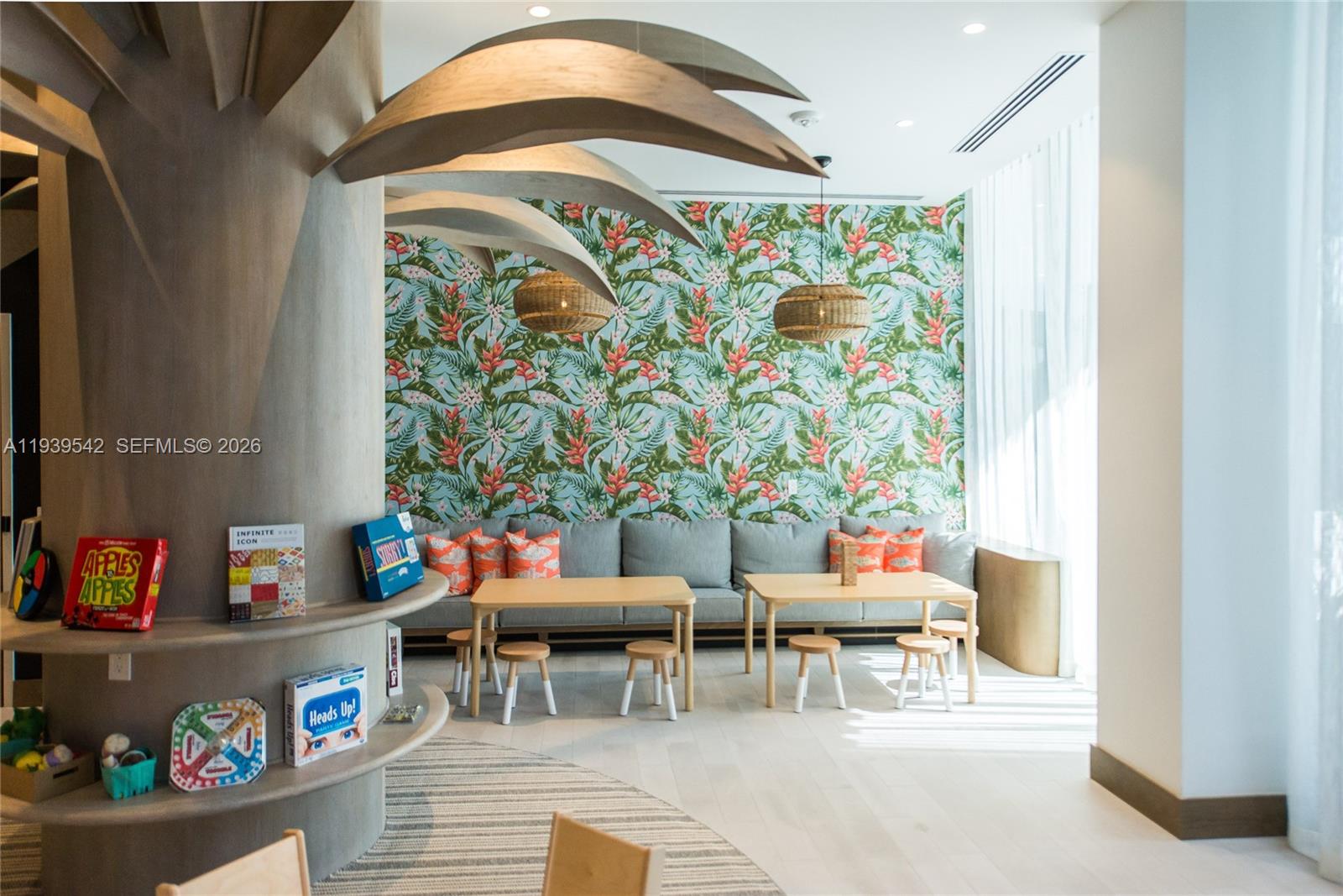 2821 S Bayshore Dr #19B Miami, FL 33133