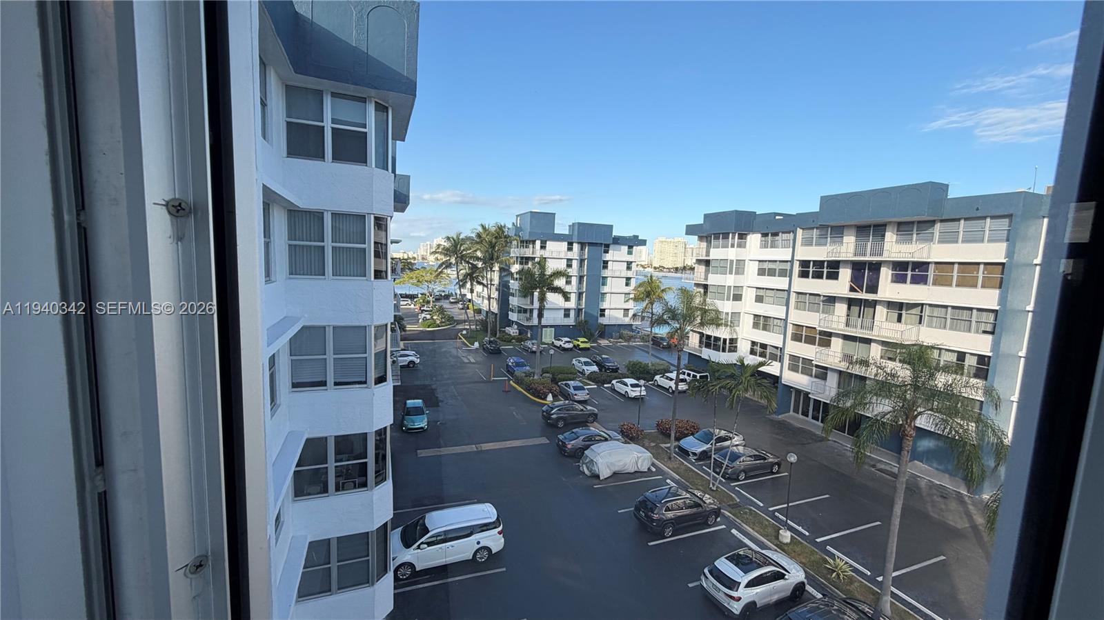 16565 NE 26th Ave #5G North Miami Beach, FL 33160