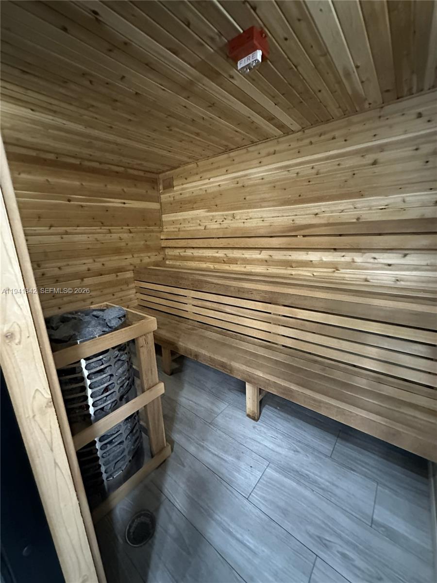 17021 N Bay Rd #116 Sunny Isles Beach, FL 33160