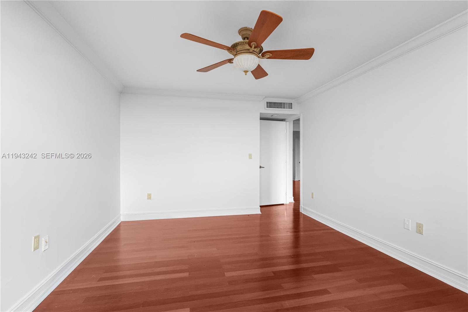 2841 NE 163rd St #1002 North Miami Beach, FL 33160