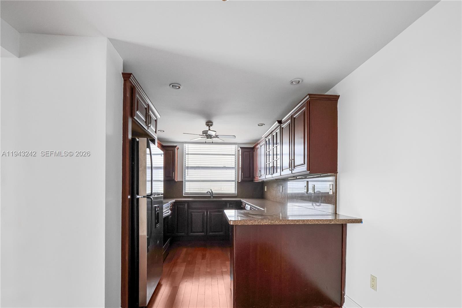 2841 NE 163rd St #1002 North Miami Beach, FL 33160