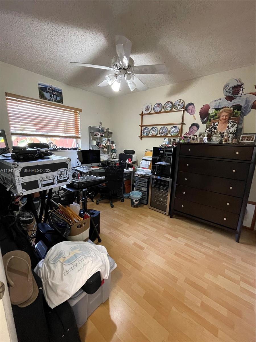 3270 SW 7th St Miami, FL 33135