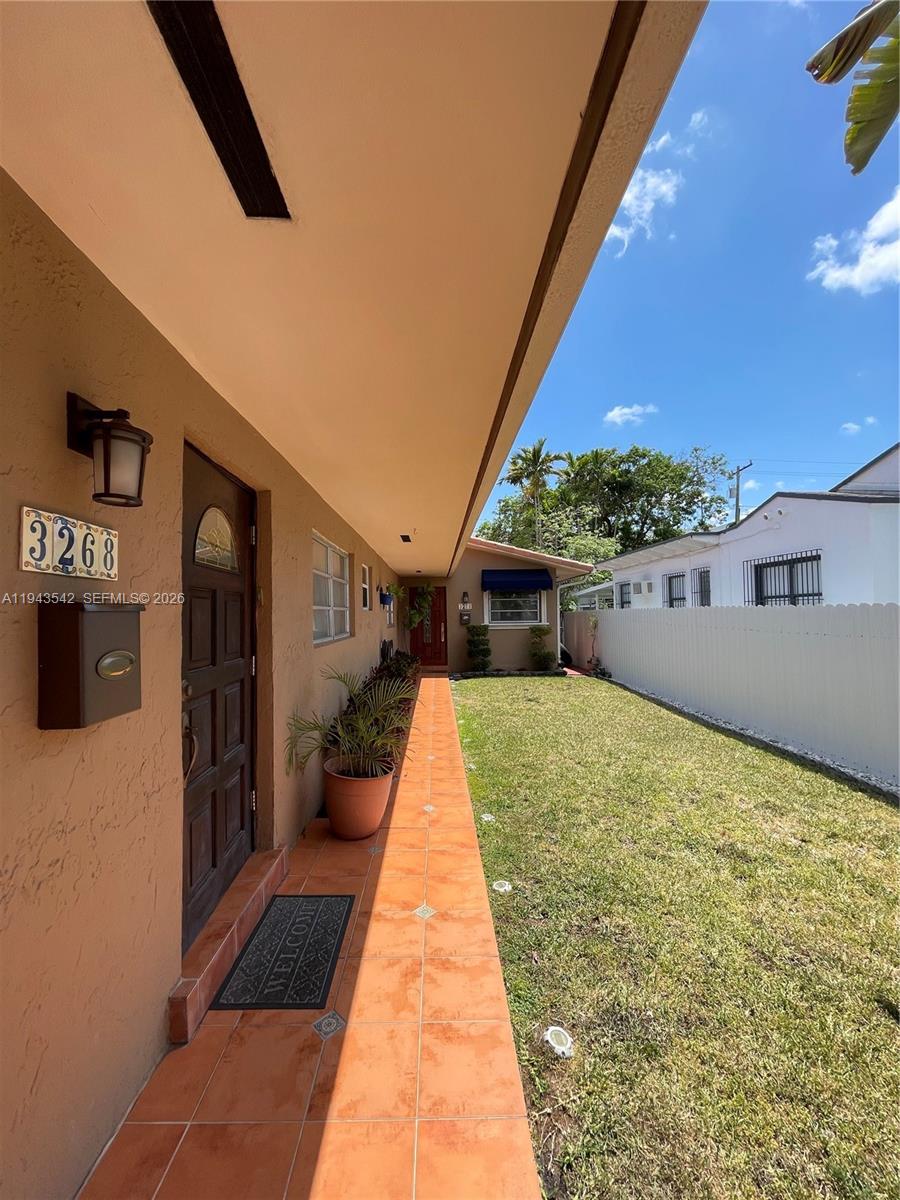 3270 SW 7th St Miami, FL 33135