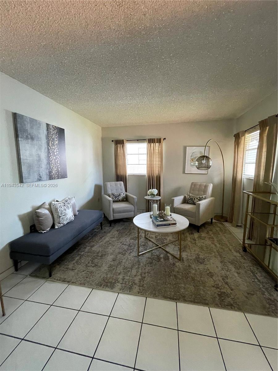 3270 SW 7th St Miami, FL 33135