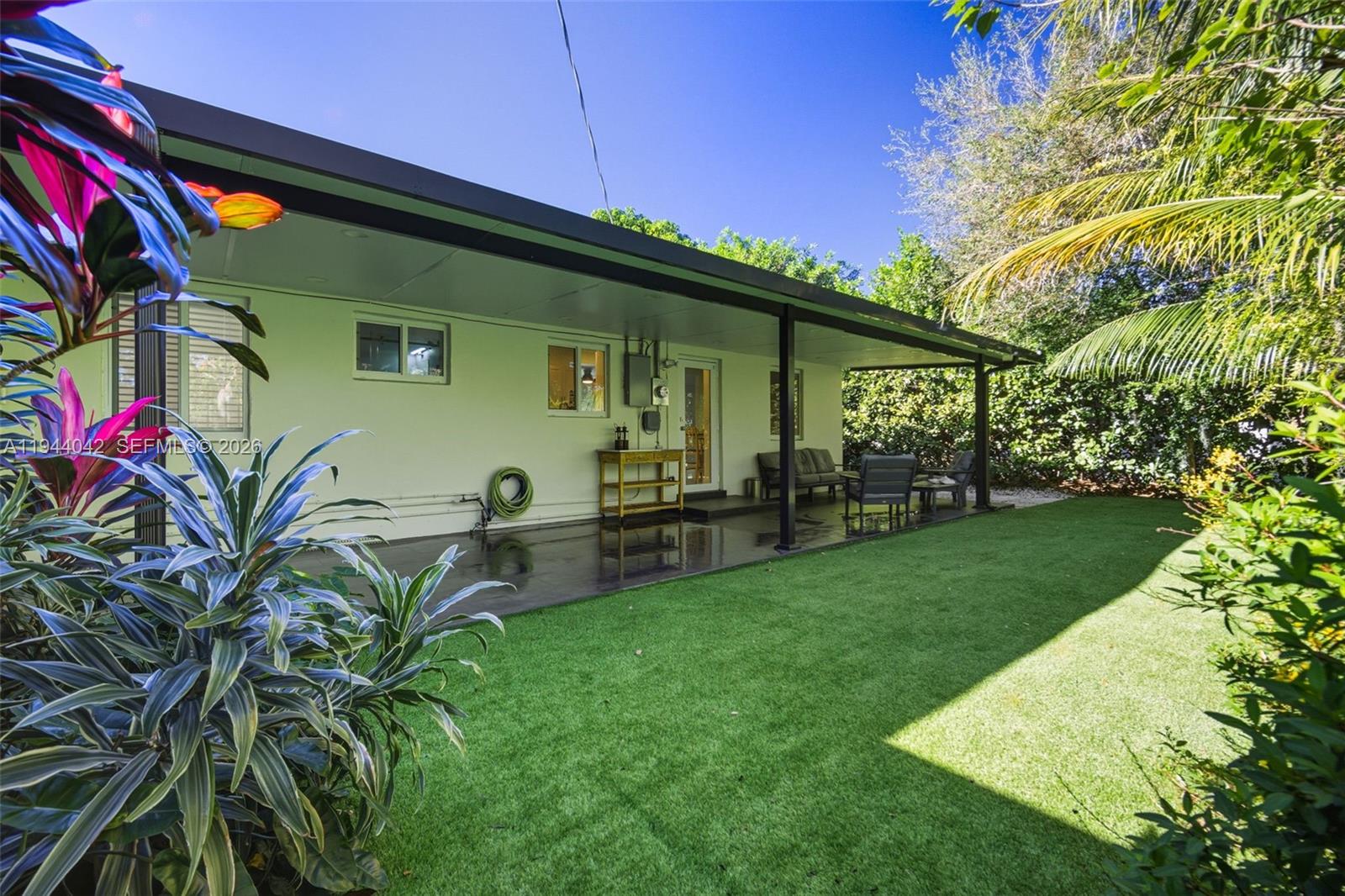 16101 NE 8th Ave North Miami Beach, FL 33162