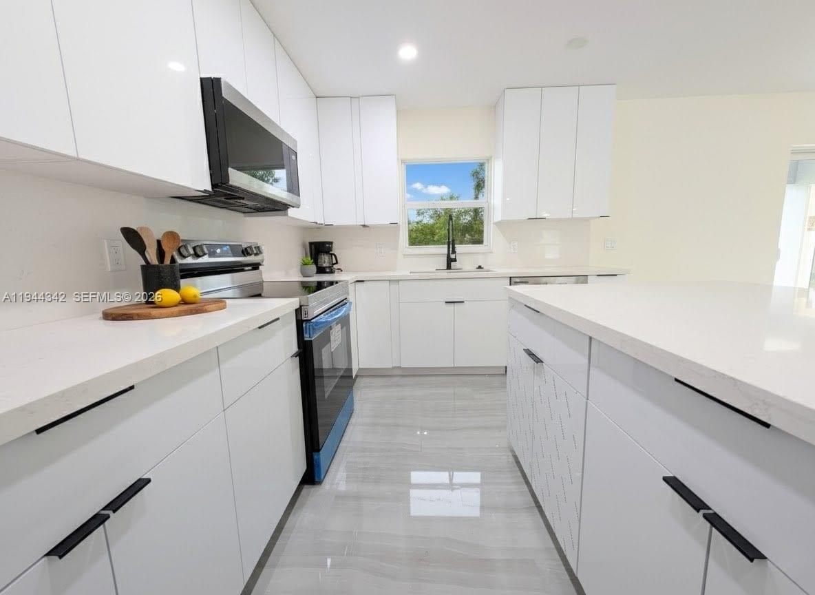 813 Bell Blvd S Lehigh Acres, FL 33974