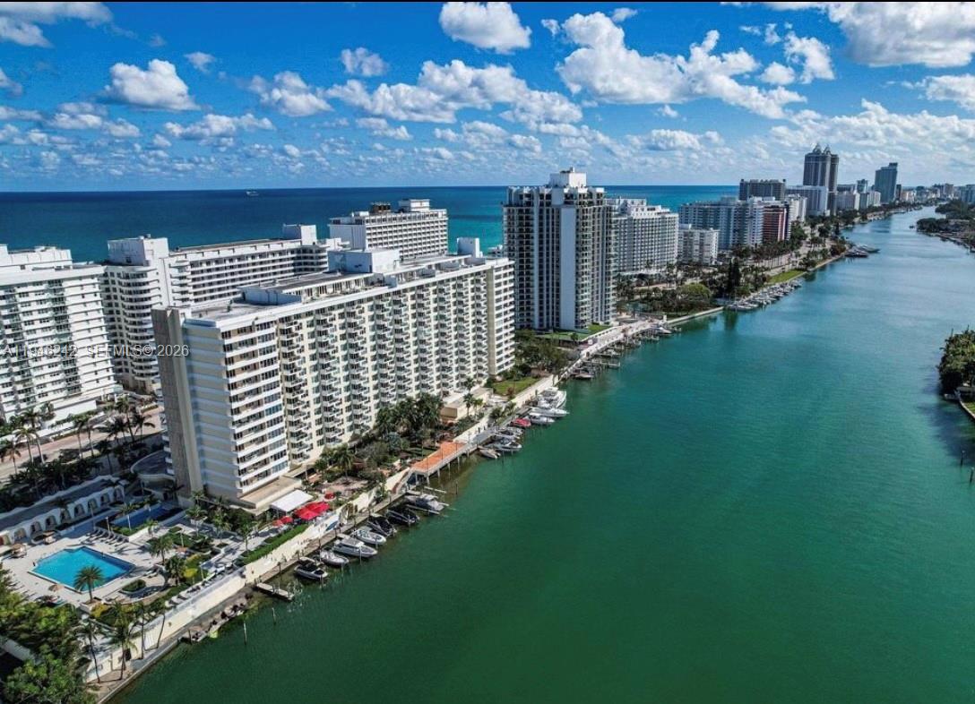 5600 Collins Ave #10A