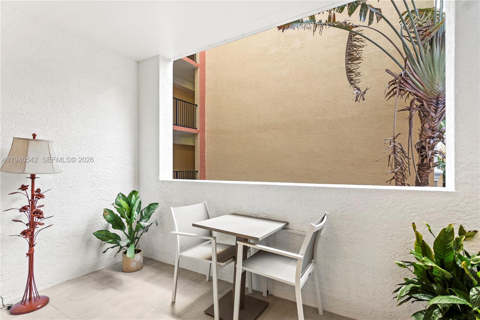 image Porto Bellagio Condo12