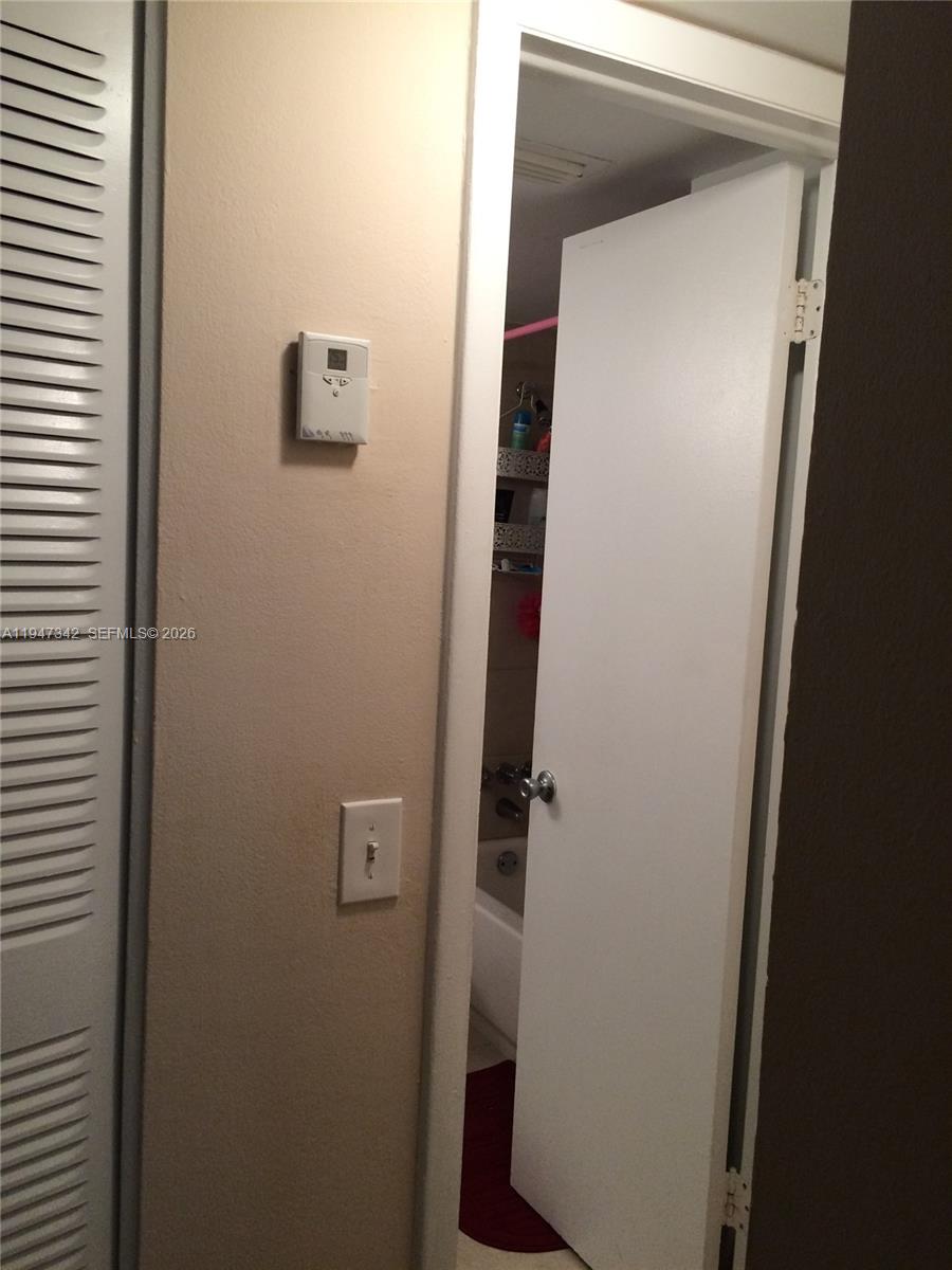 1801 S Treasure Dr #511 North Bay Village, FL 33141