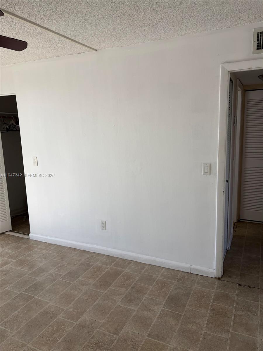 1801 S Treasure Dr #511 North Bay Village, FL 33141