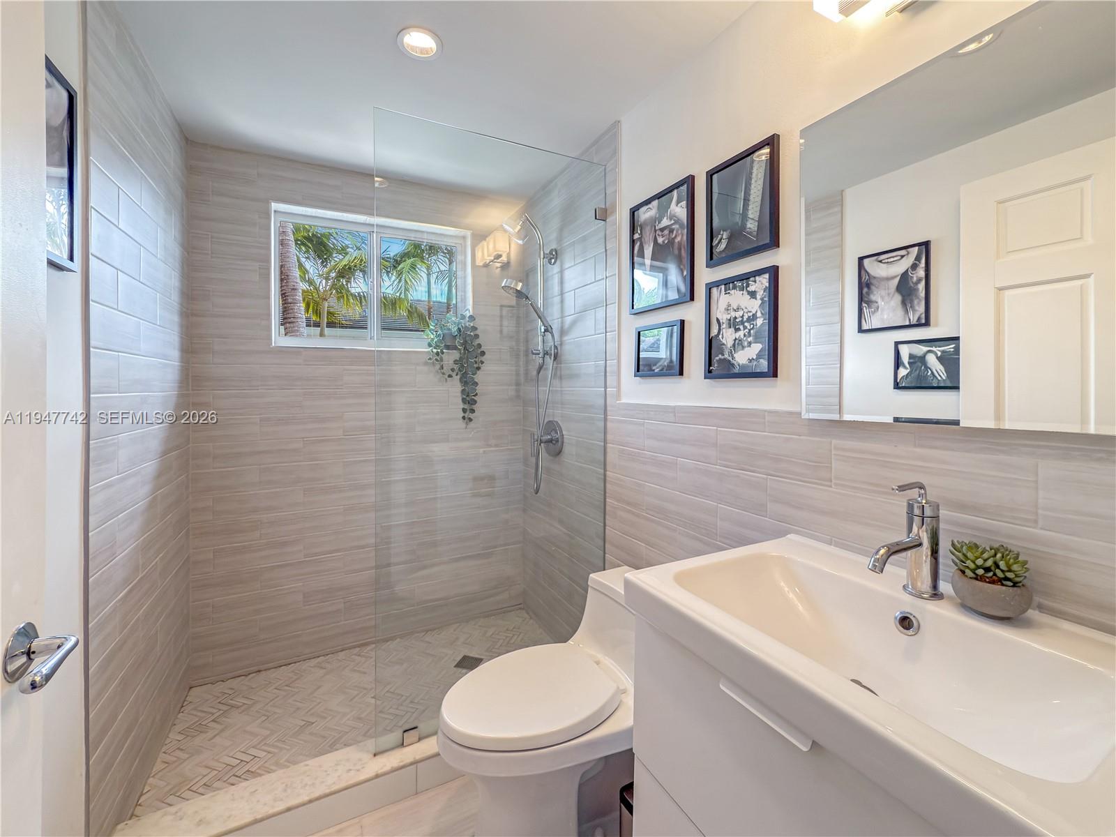 741 6th St #202-W Miami Beach, FL 33139